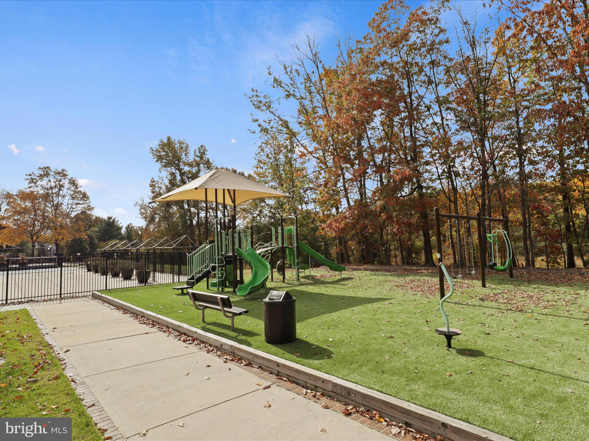 KINGSTOWNE - Residential