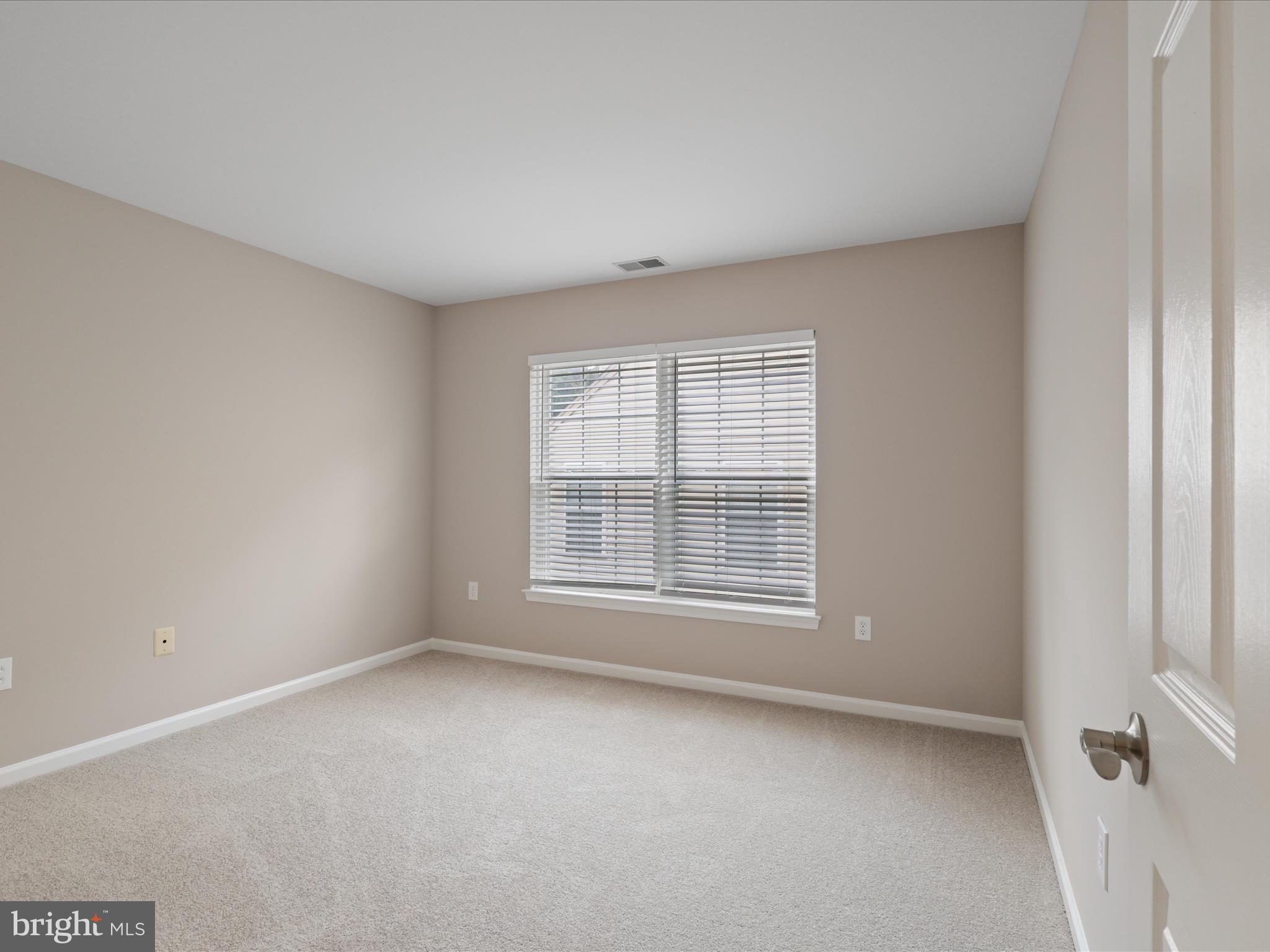 KINGSTOWNE - Residential