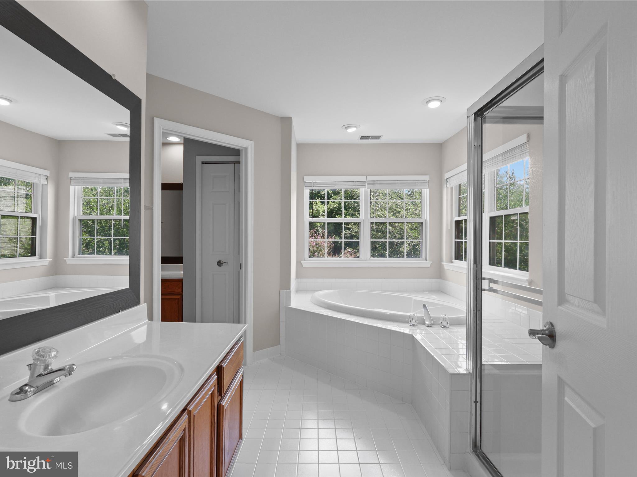 KINGSTOWNE - Residential