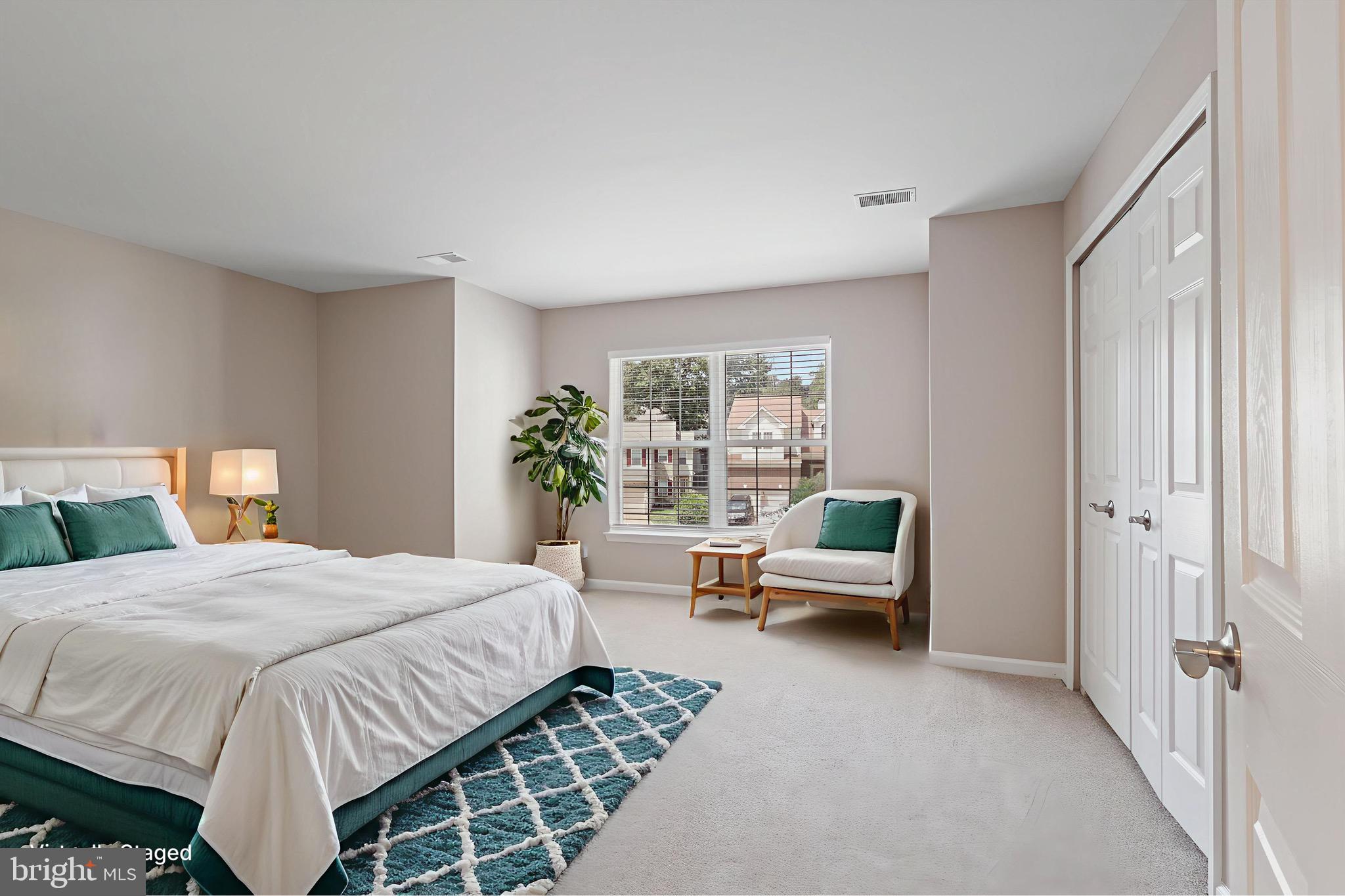 KINGSTOWNE - Residential