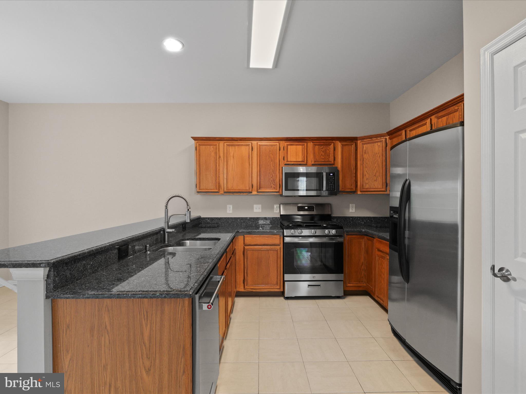 KINGSTOWNE - Residential