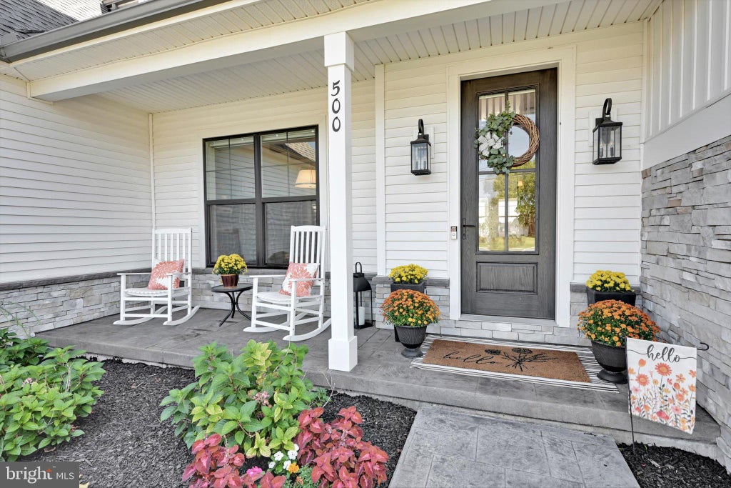 Photo of 500 Sunset Boulevard, ANNVILLE, PA 17003 (MLS # PALN2028654)
