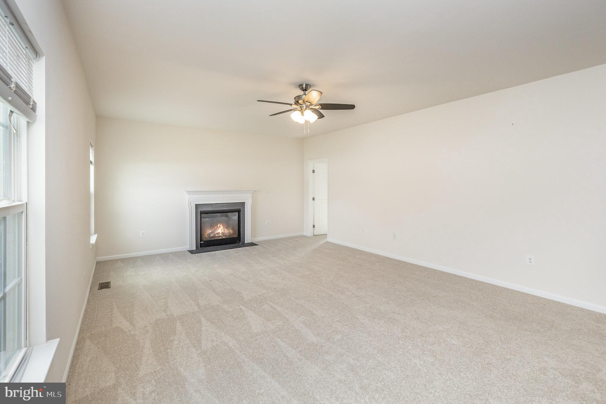 LIBERTY KNOLLS - Residential