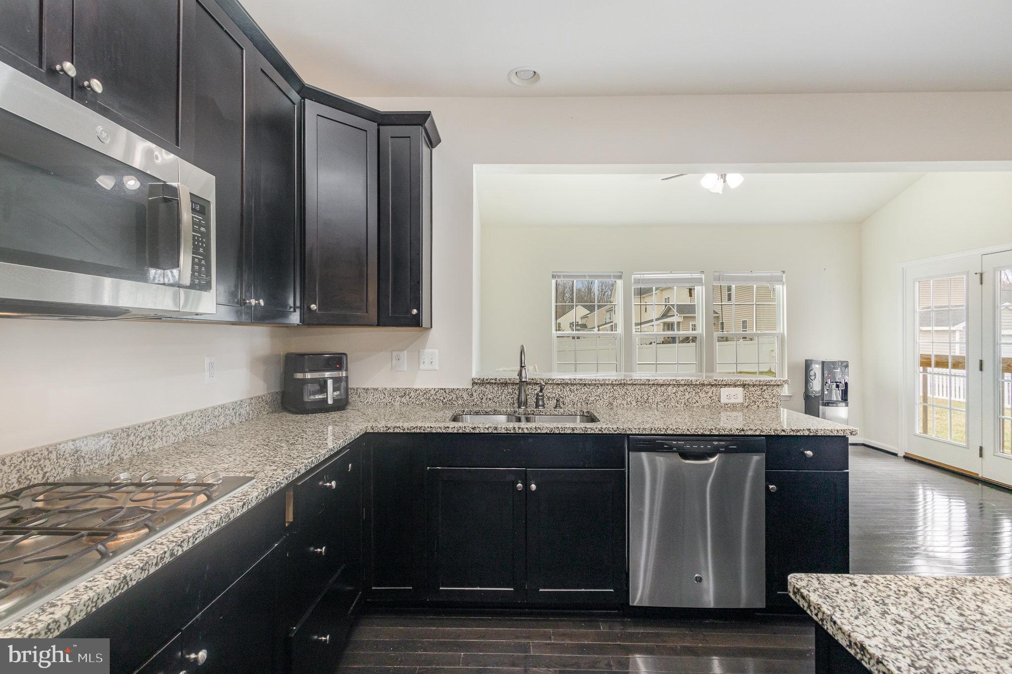 LIBERTY KNOLLS - Residential