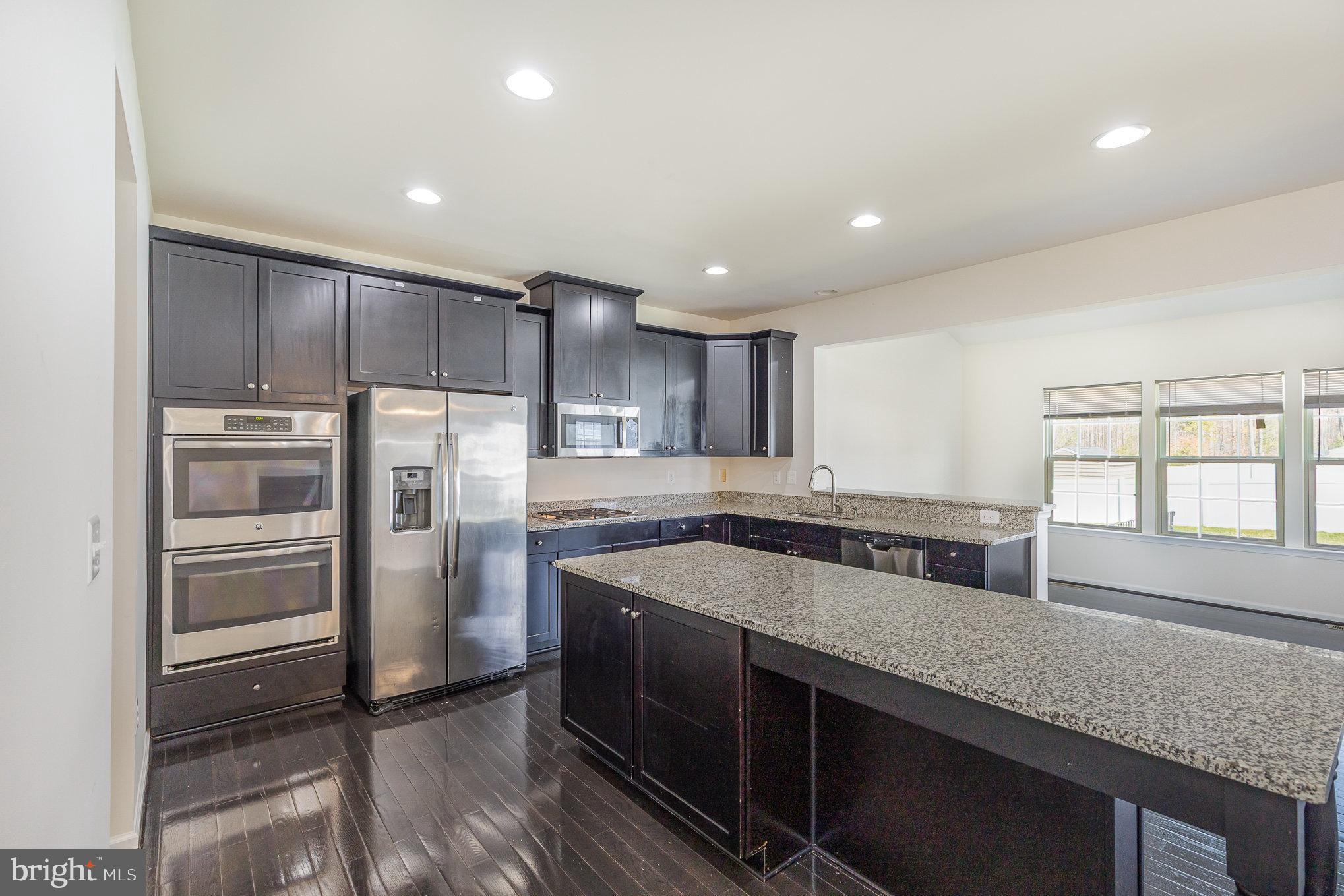 LIBERTY KNOLLS - Residential