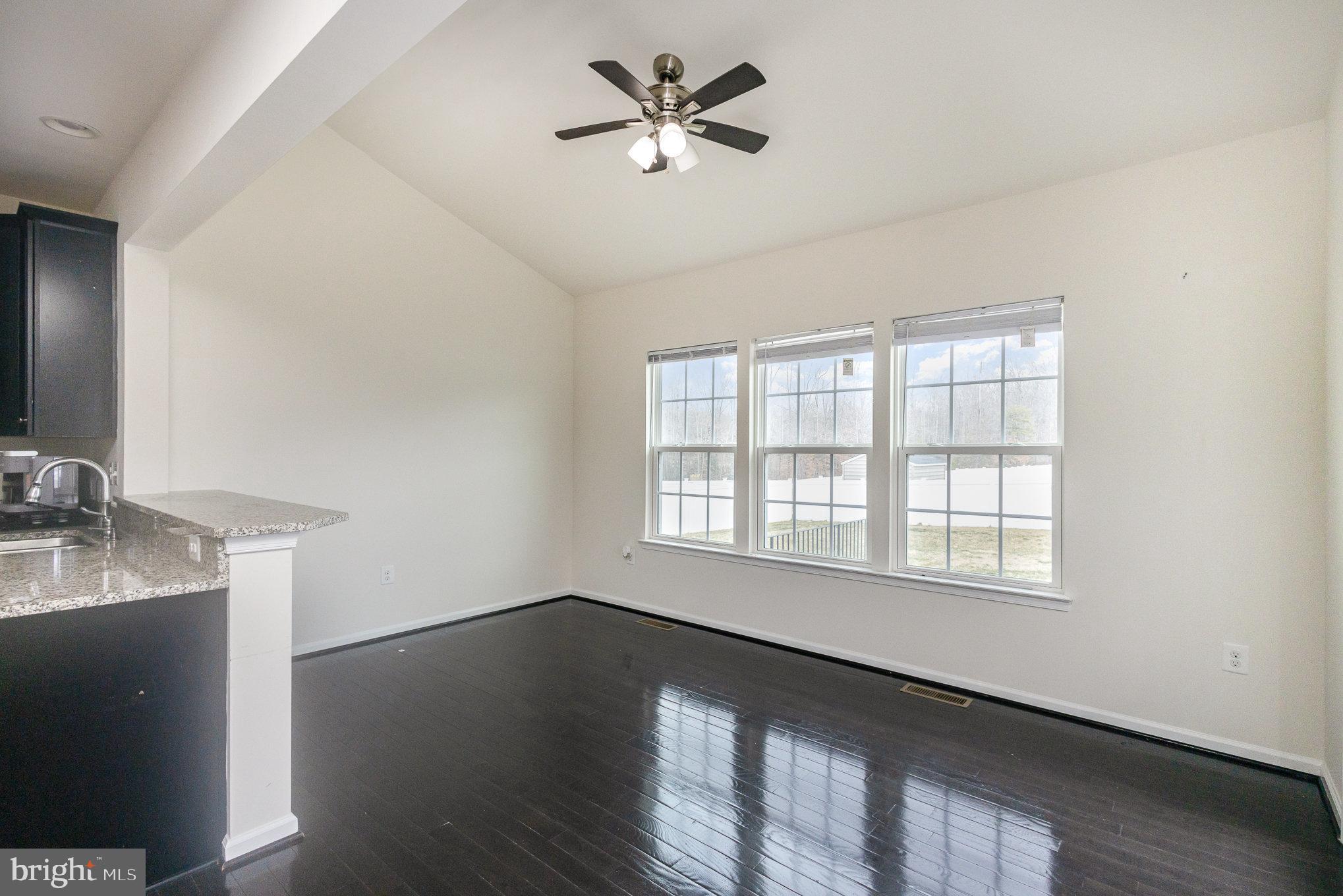 LIBERTY KNOLLS - Residential