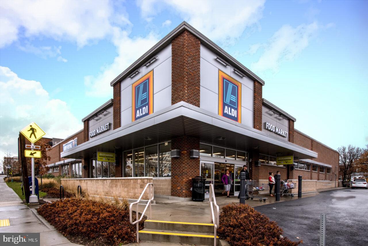 DEL RAY - Residential Lease