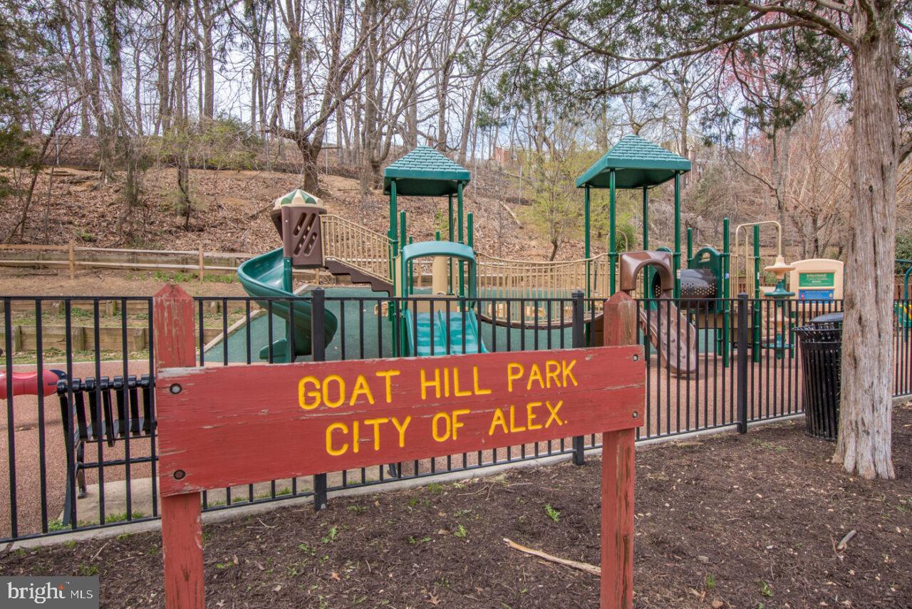 DEL RAY - Residential Lease