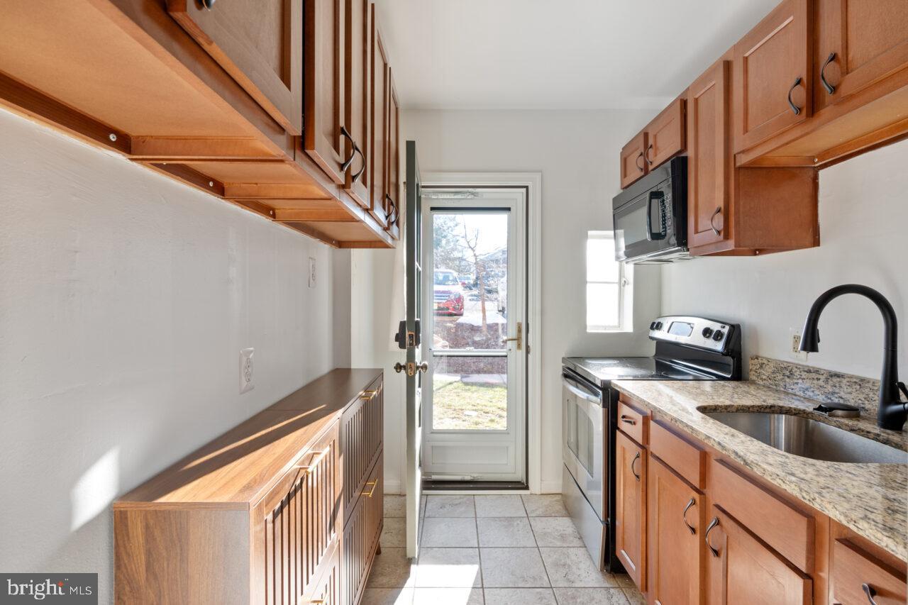 DEL RAY - Residential Lease