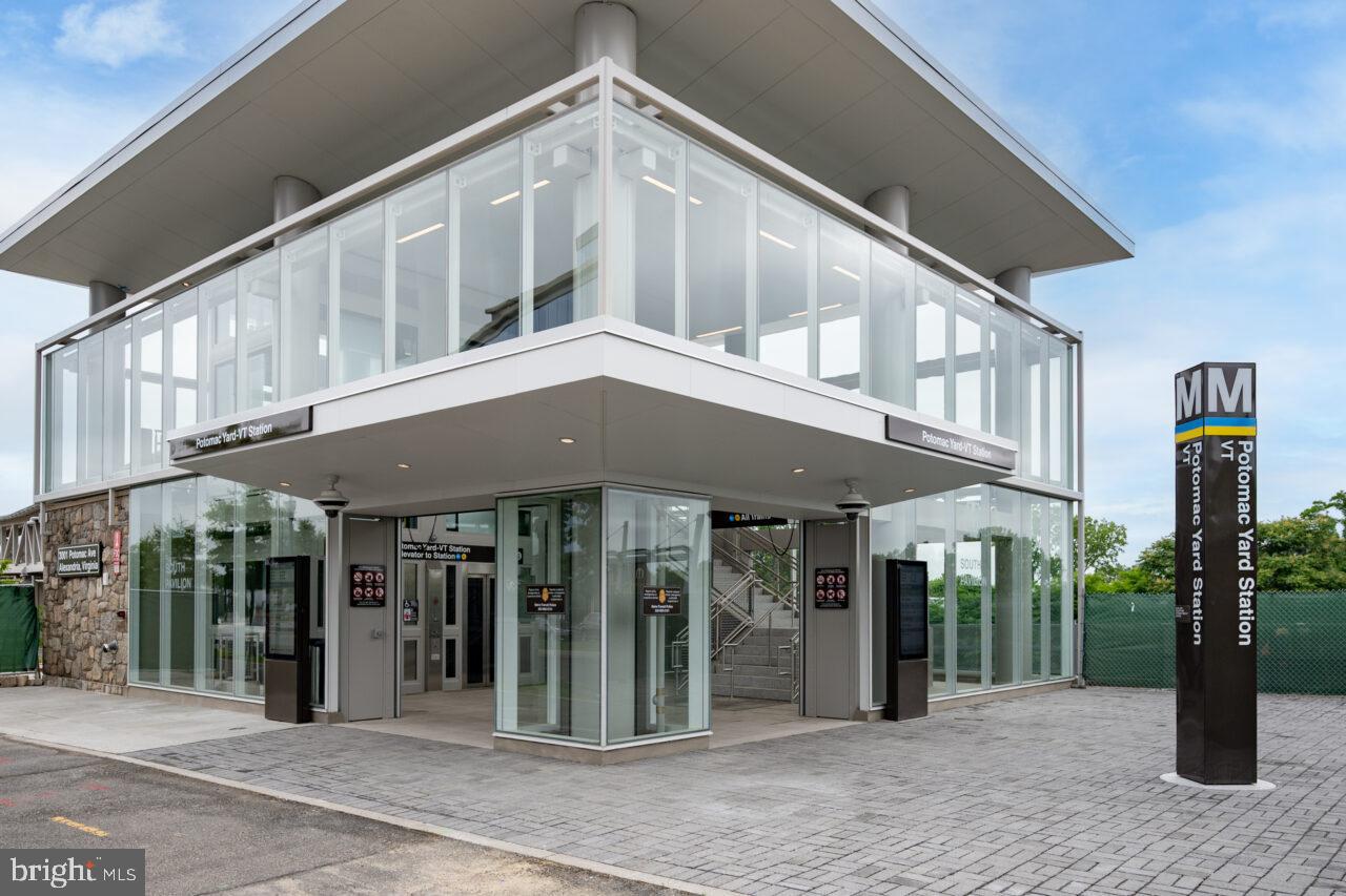 DEL RAY - Residential Lease