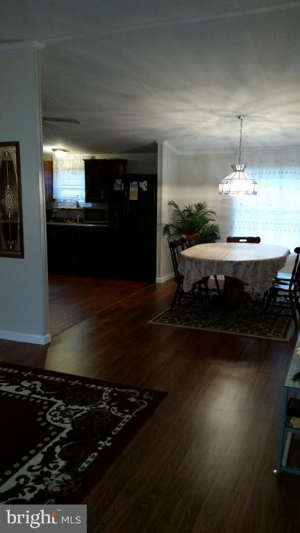 LAKEVIEW COUNTRY ESTATES - Residential