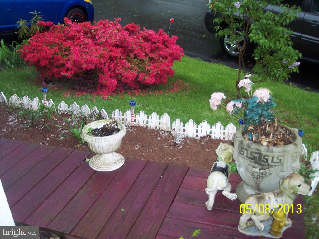 LAKEVIEW COUNTRY ESTATES - Residential