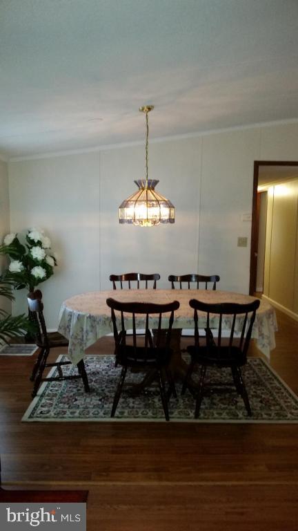 LAKEVIEW COUNTRY ESTATES - Residential