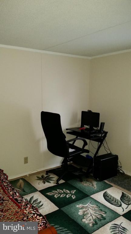 LAKEVIEW COUNTRY ESTATES - Residential