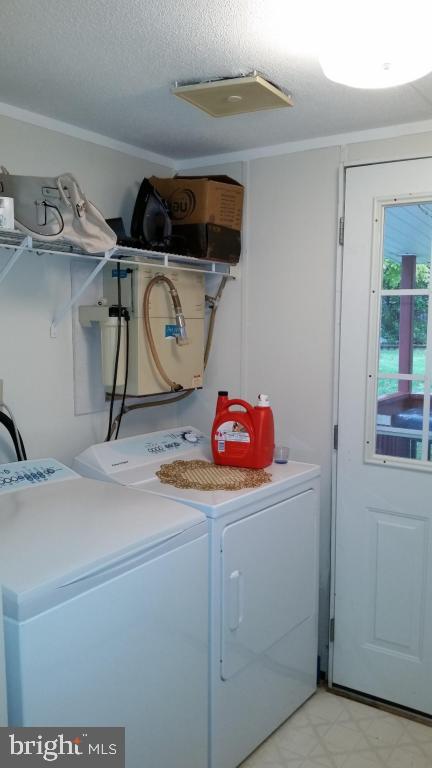 LAKEVIEW COUNTRY ESTATES - Residential