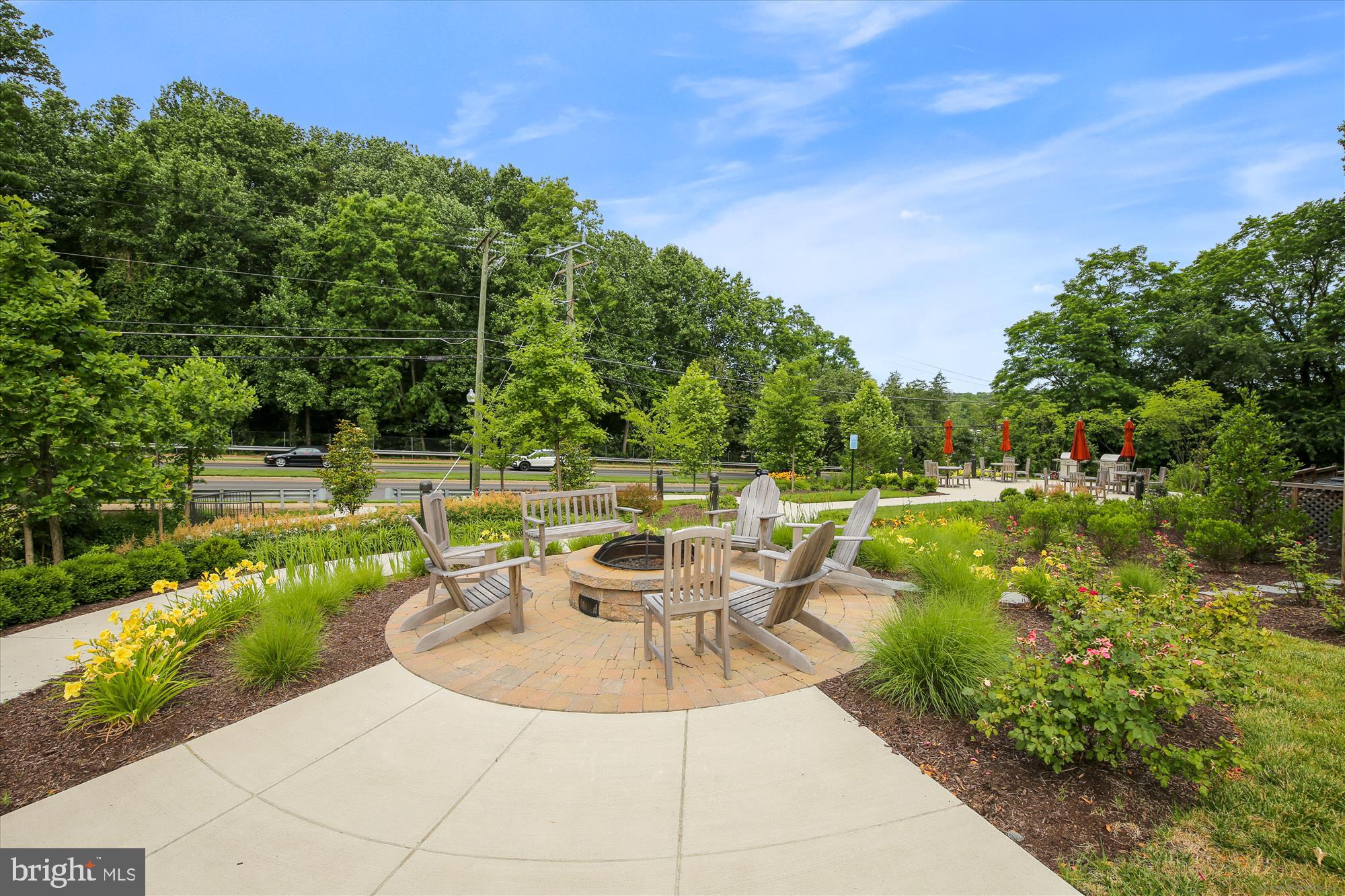 THE ENCLAVE - Residential