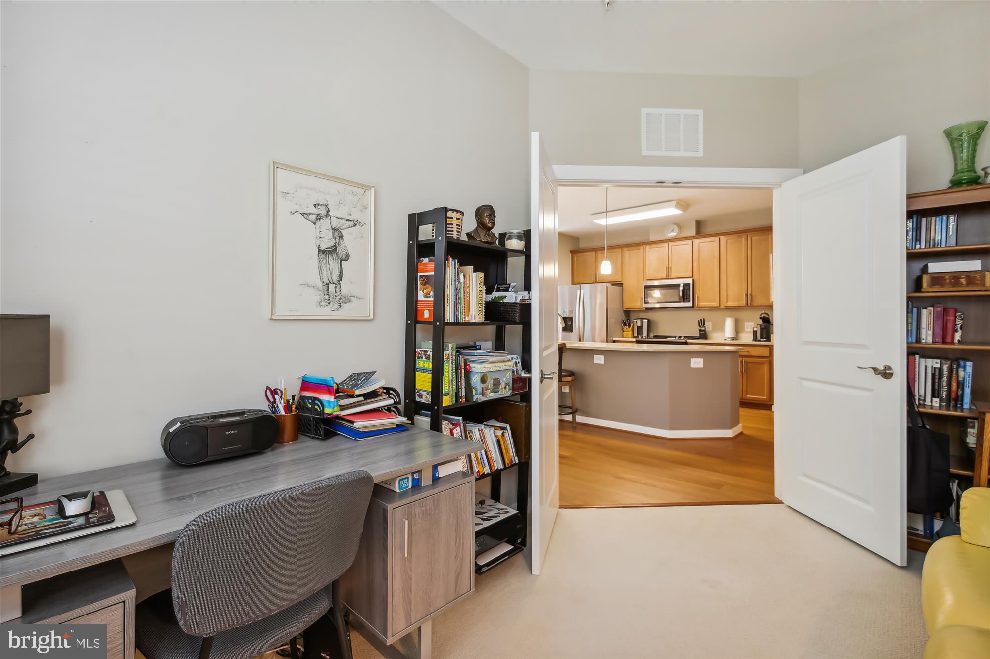 THE ENCLAVE - Residential