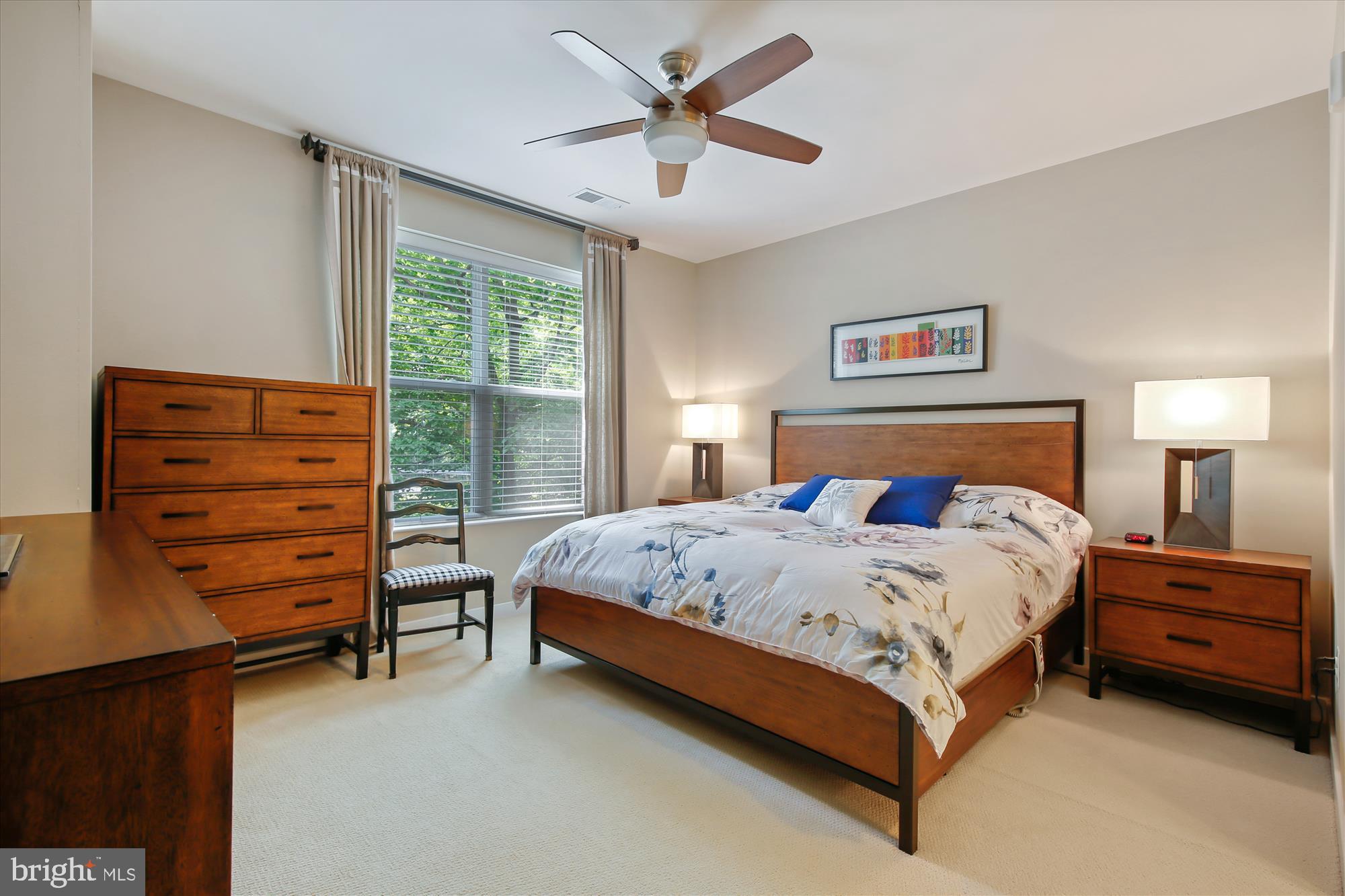 THE ENCLAVE - Residential