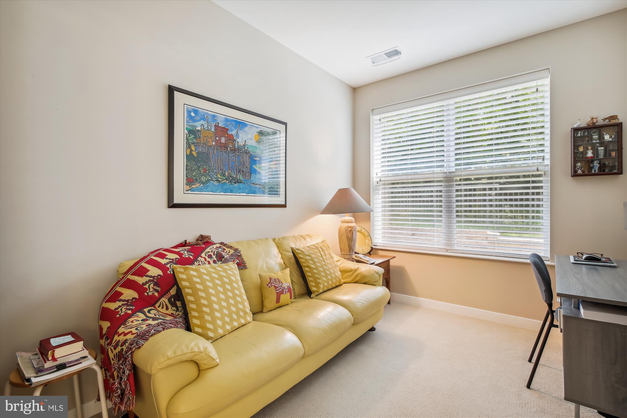 THE ENCLAVE - Residential