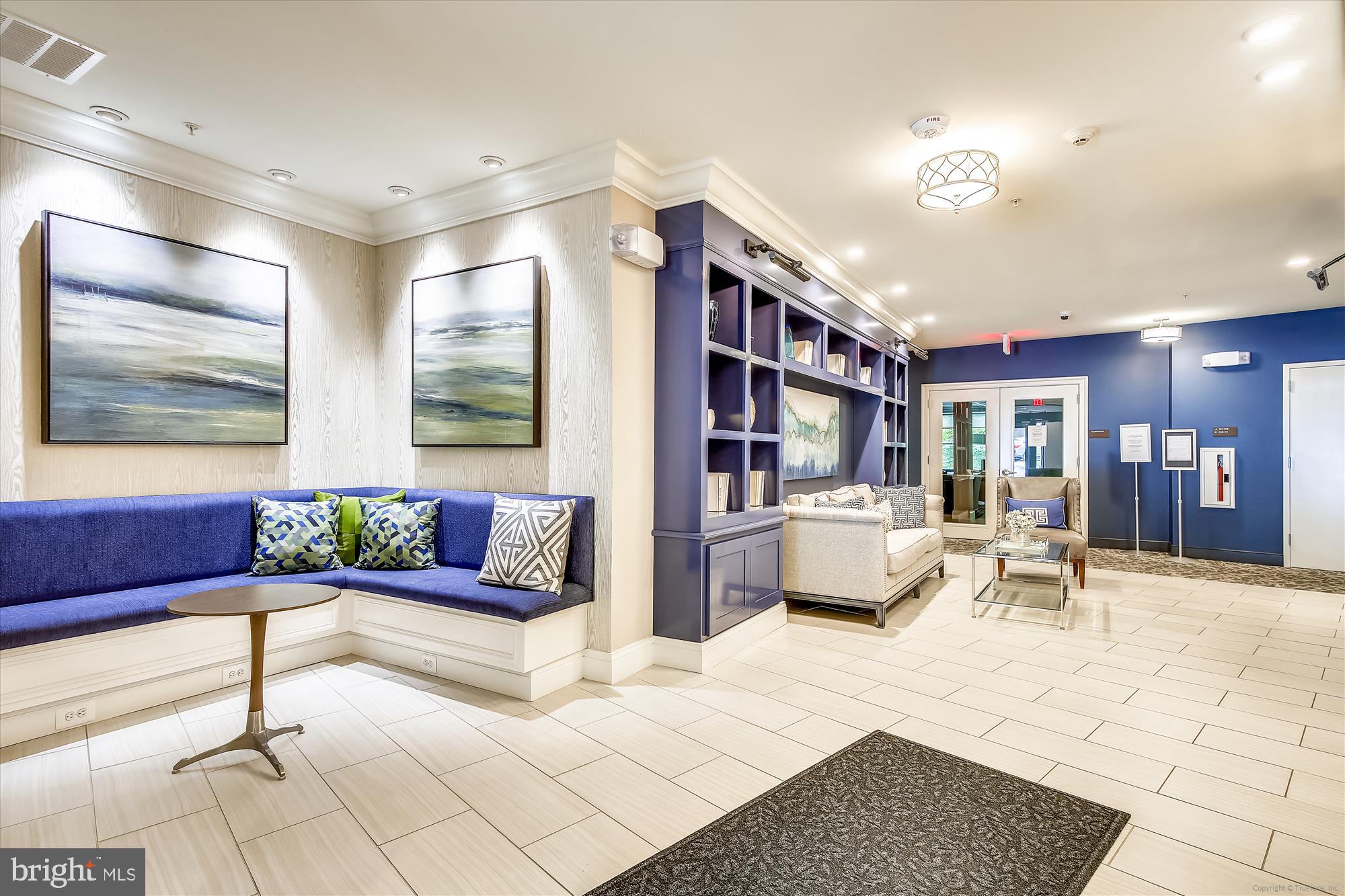 THE ENCLAVE - Residential