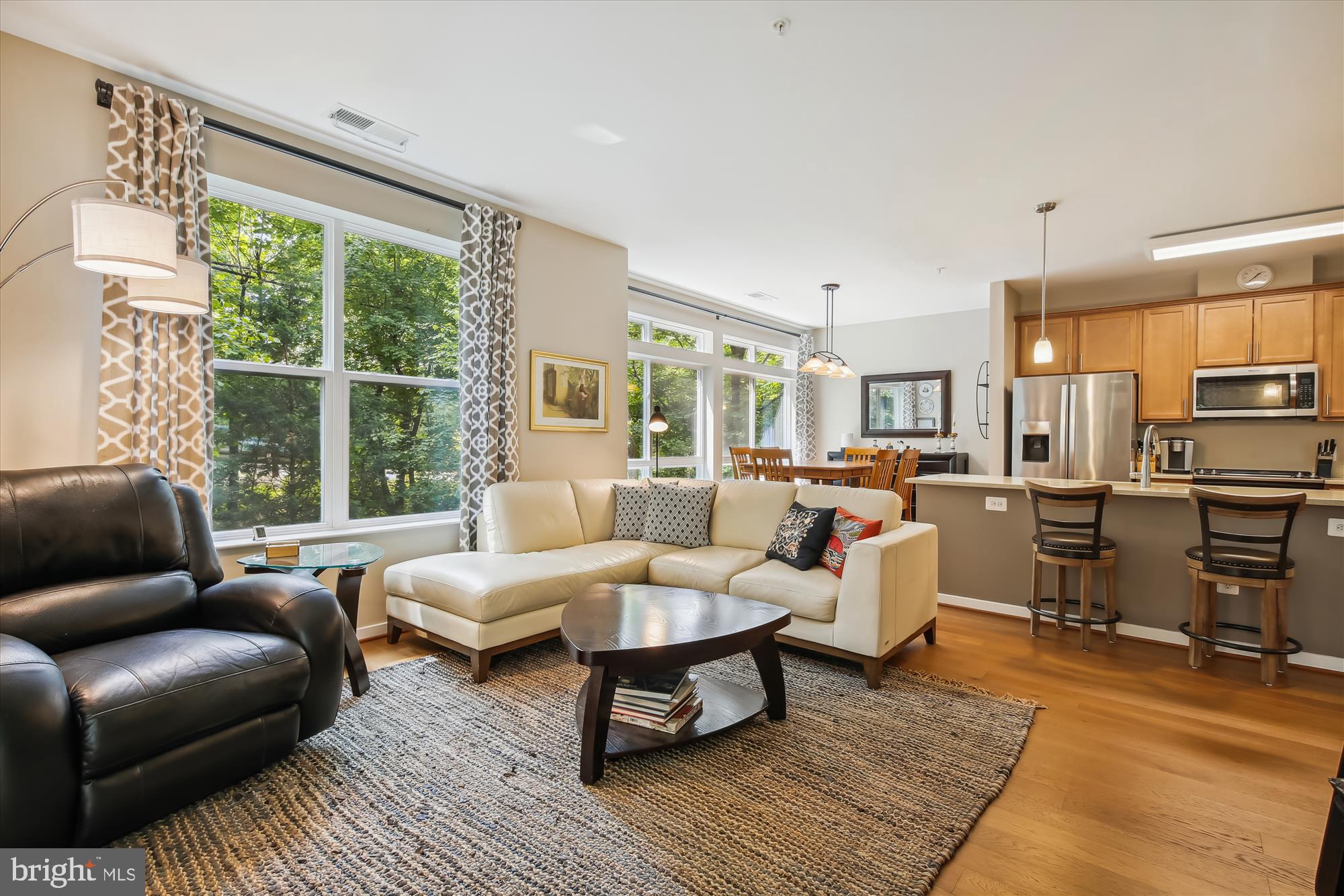 THE ENCLAVE - Residential