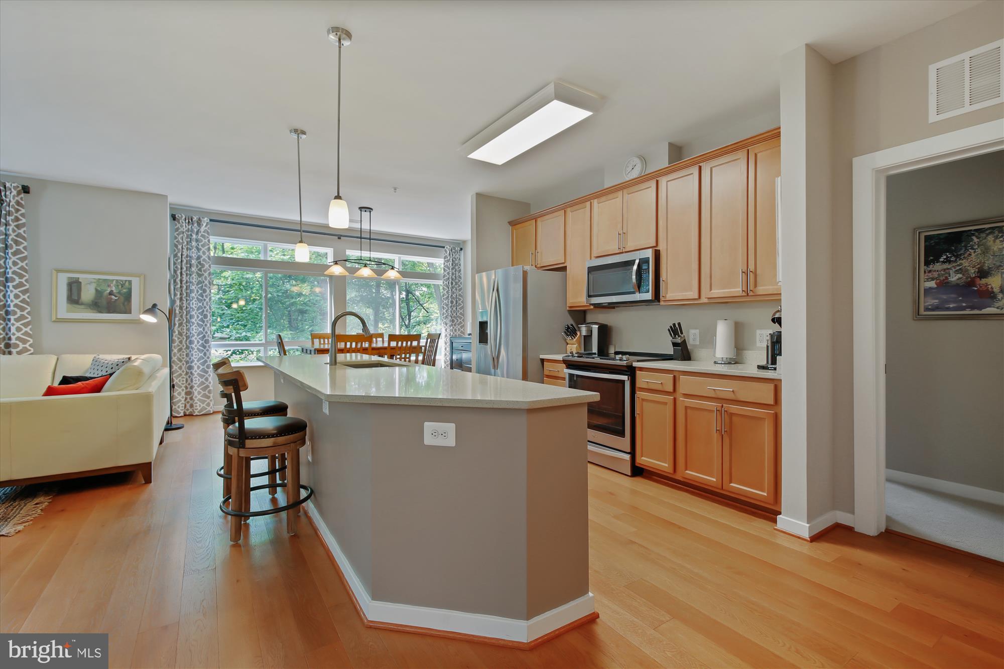 THE ENCLAVE - Residential