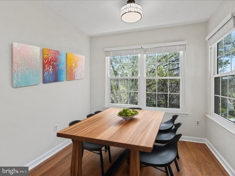 LAUREL LAKES - Residential Lease