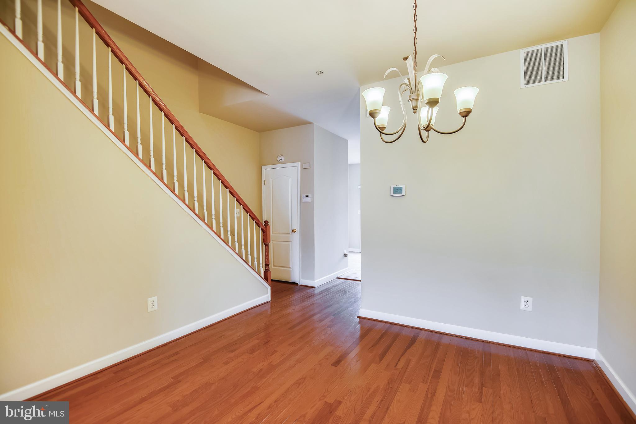 RUSSETT - Residential