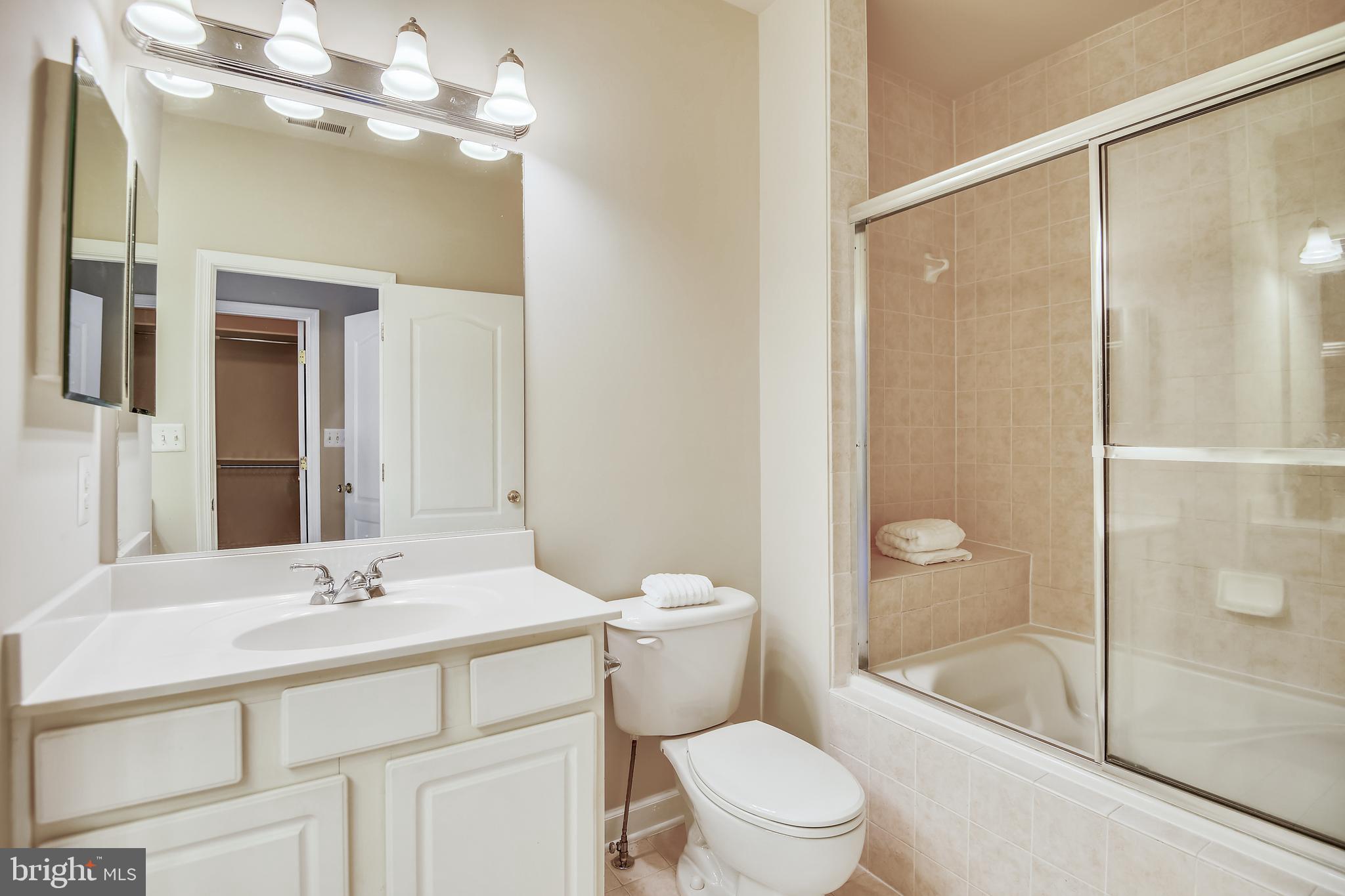 RUSSETT - Residential