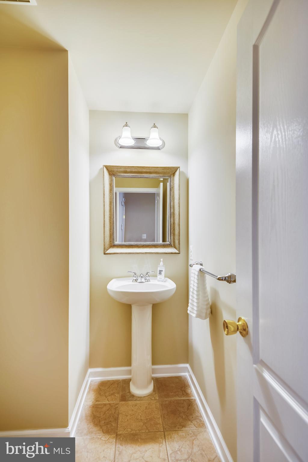 RUSSETT - Residential