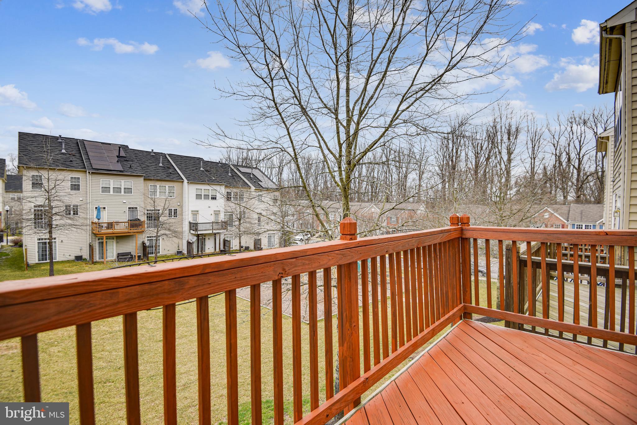 RUSSETT - Residential