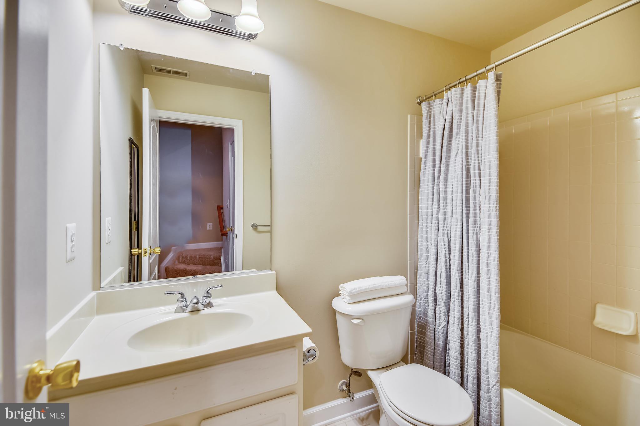 RUSSETT - Residential