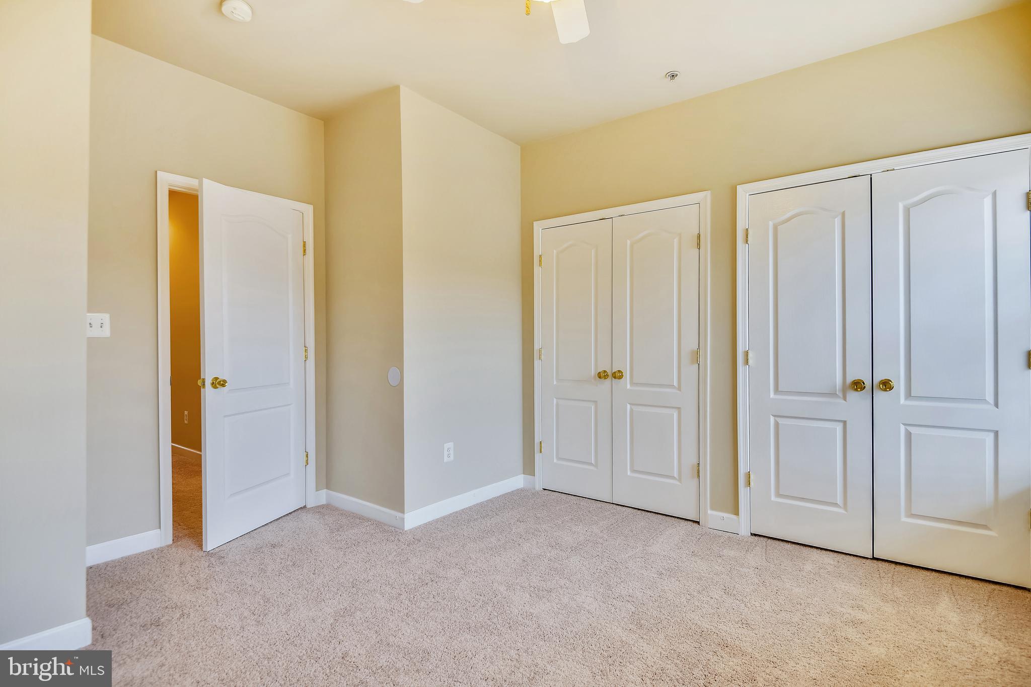 RUSSETT - Residential