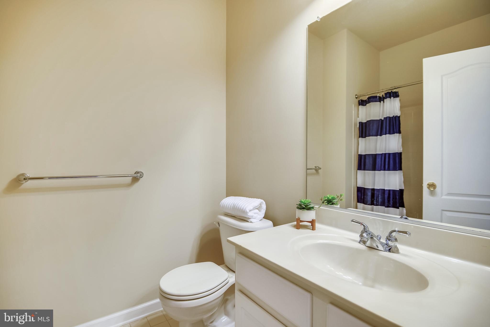 RUSSETT - Residential