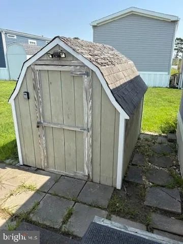 Ocean View, Delaware 19970, United States, 2 Bedrooms Bedrooms, ,1 BathroomBathrooms,Residential,Active,185185