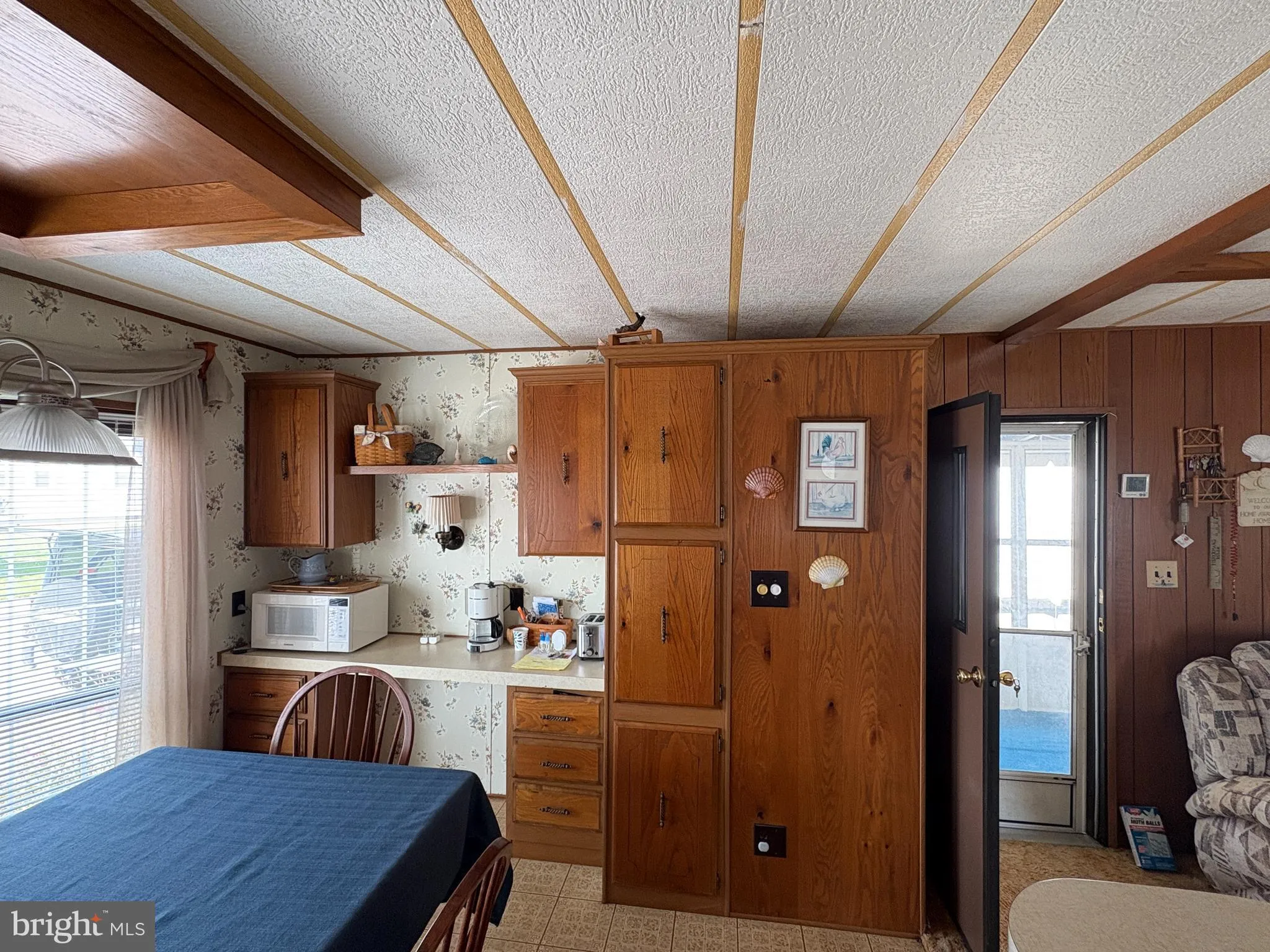 Ocean View, Delaware 19970, United States, 2 Bedrooms Bedrooms, ,1 BathroomBathrooms,Residential,Active,185185