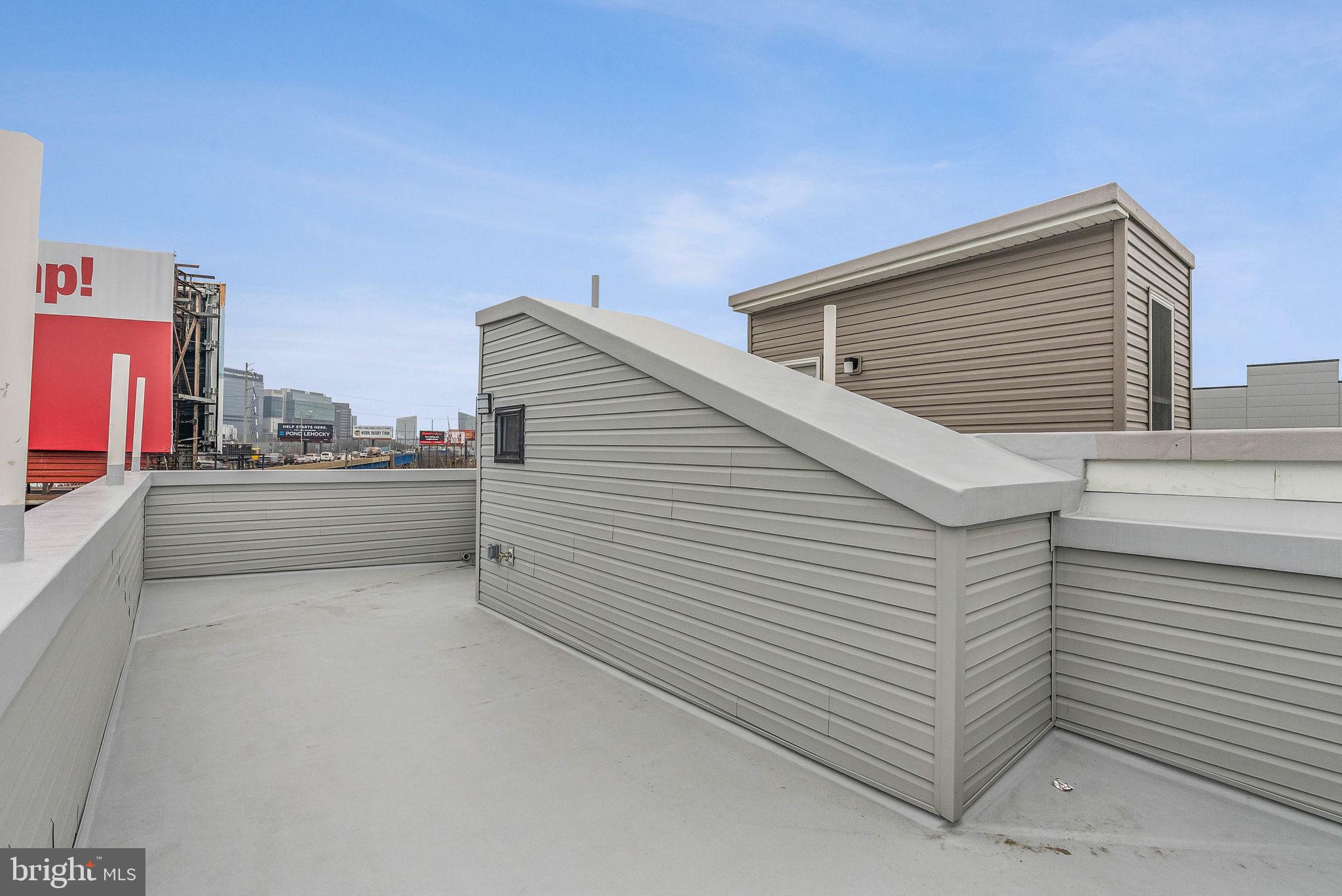 POINT BREEZE - Residential