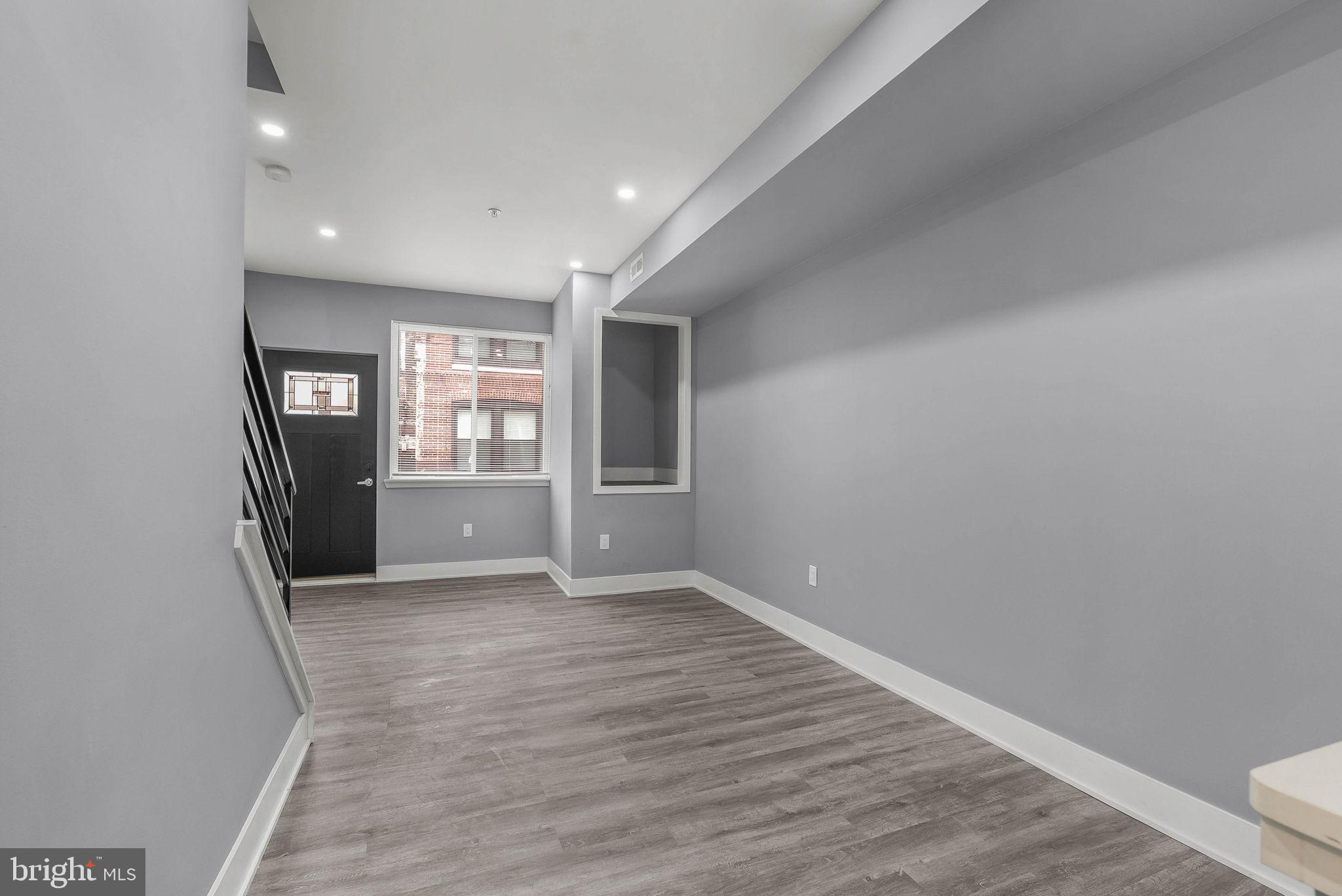 POINT BREEZE - Residential