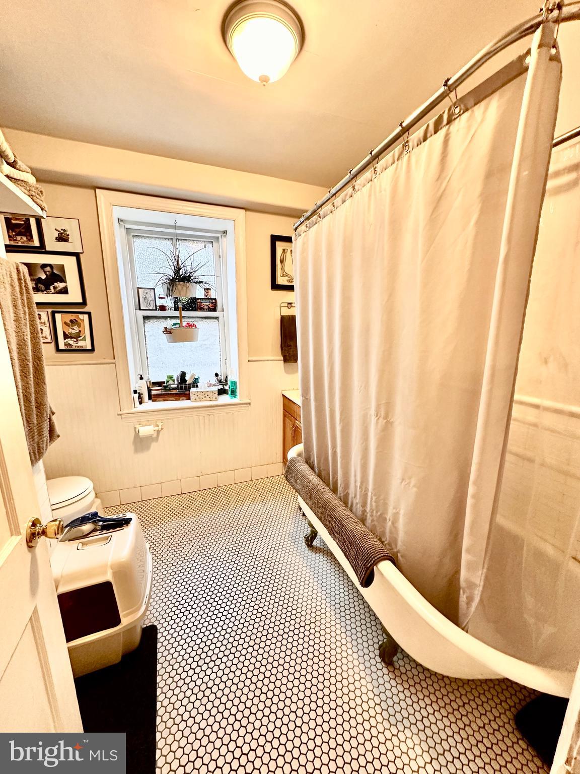 GERMANTOWN - Residential Lease