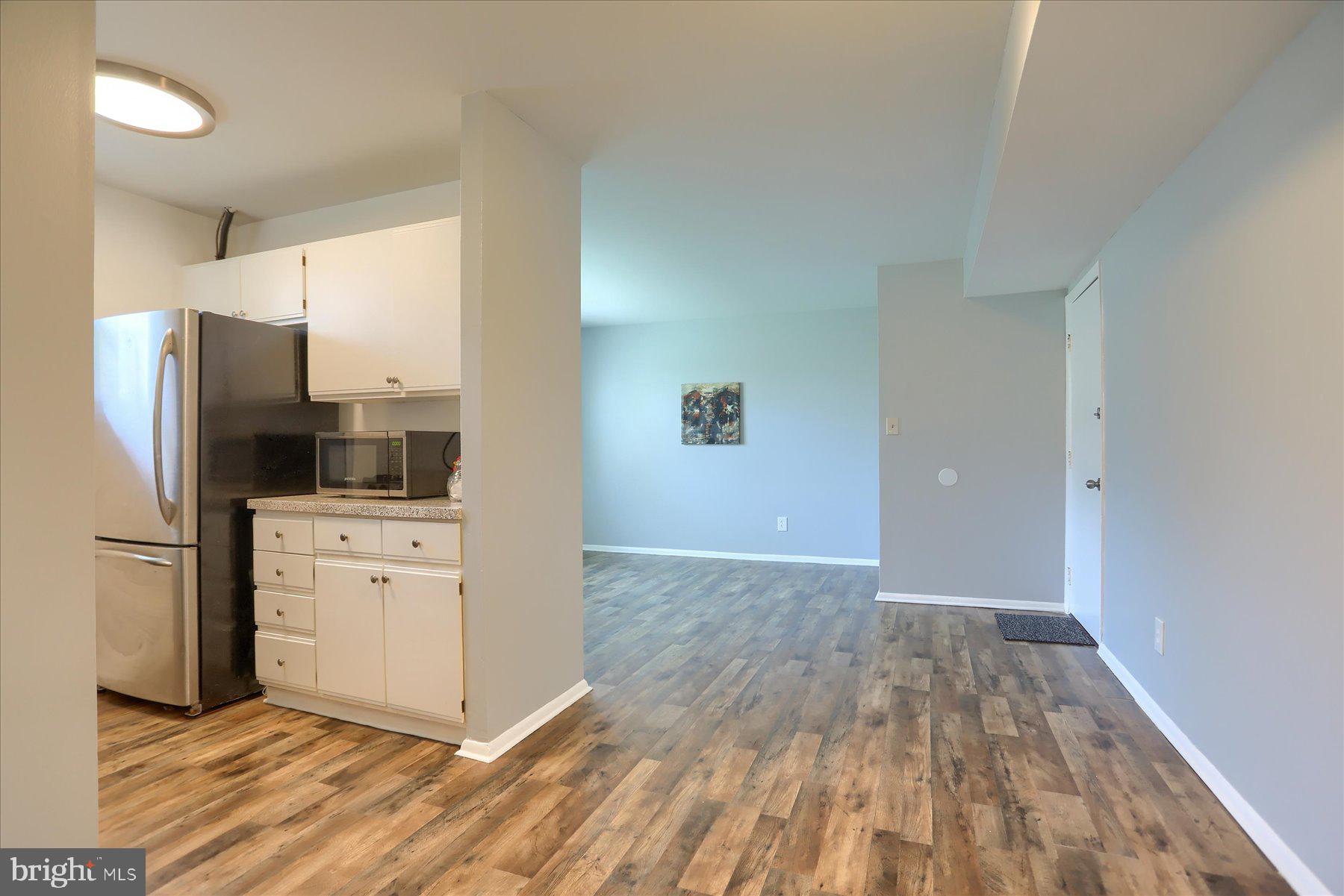 HIGHPOINTE CONDOMINIUM - Residential