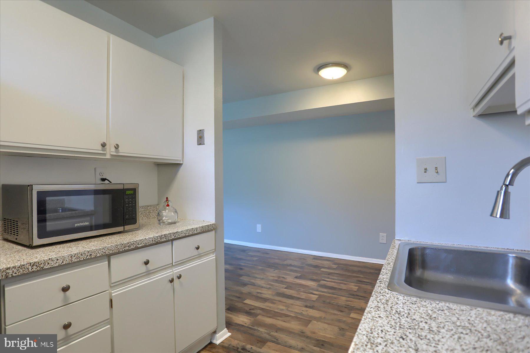 HIGHPOINTE CONDOMINIUM - Residential