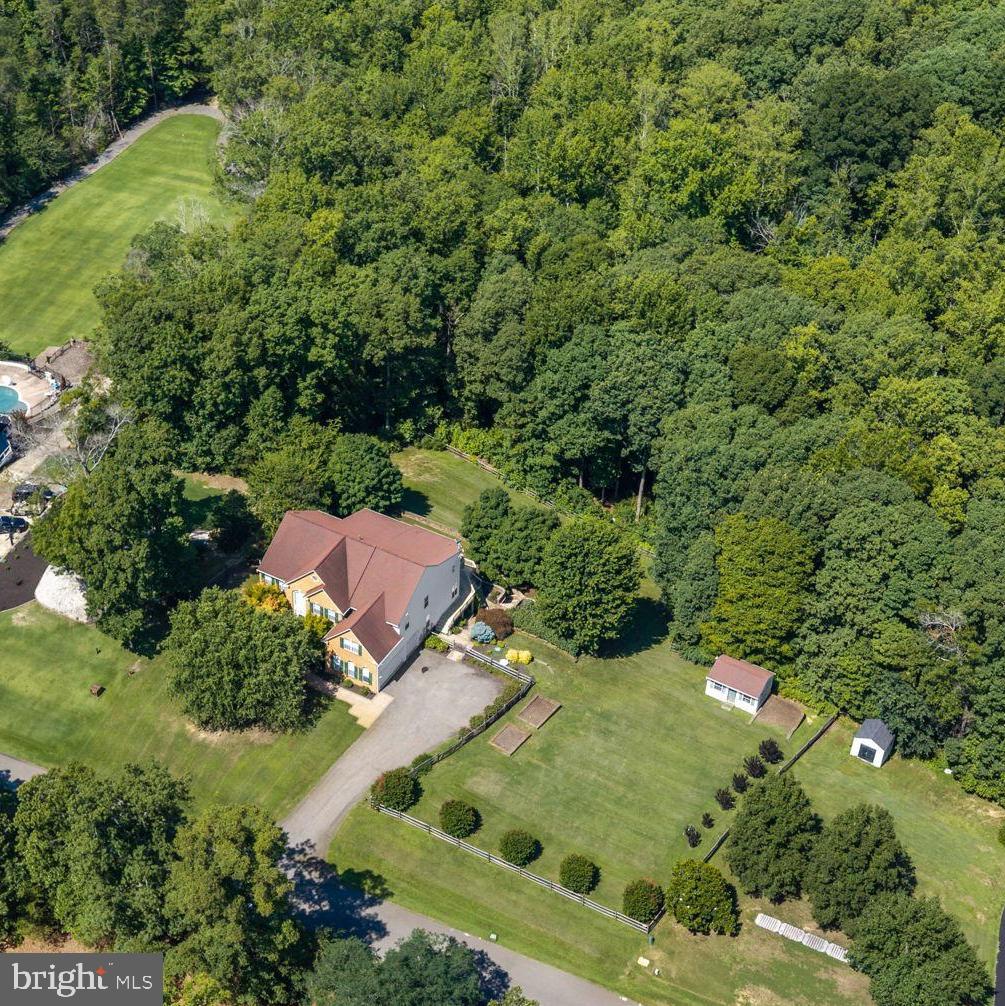 76 HIGH RIDGE DRIVE