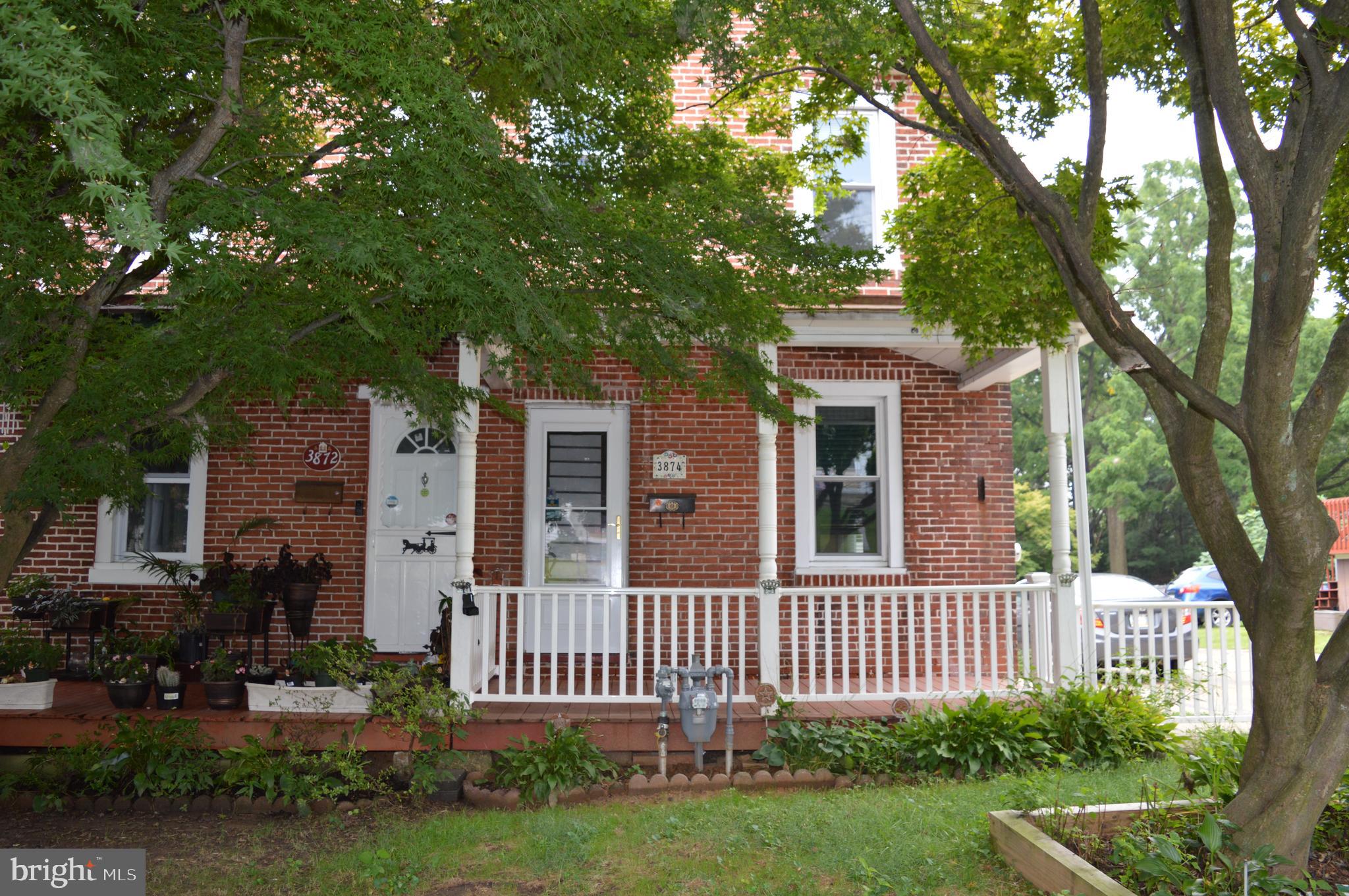 Look NO more!!! Private Parking ( 4 Spaces in all ) , Deck of side of Kitchen , Large Private yard............3 bed 1.5 bath Twin in the Drexel Hill section of Delaware County. , Enter this home from the quaint front porch that can be enjoyed for late night sitting. The home boast wood flooring throughout , an open combined living/dining combination that flows into the kitchen. To the rear of the kitchen you will find a half bath and egress to the attached side deck loaded with a gas grill , overlooking the large private rear yard for all your entertaining needs. The second level offer two bedrooms and a 3 piece hall bath. The third level provides a large room with ample ceiling height that can be used as a main bed, play room , home office or more. The home has a full basement with washer and dryer area as well. This home has been well maintained , is close to all area amenities , major highways, dog park and recreational areas. Scheduled your showing today !