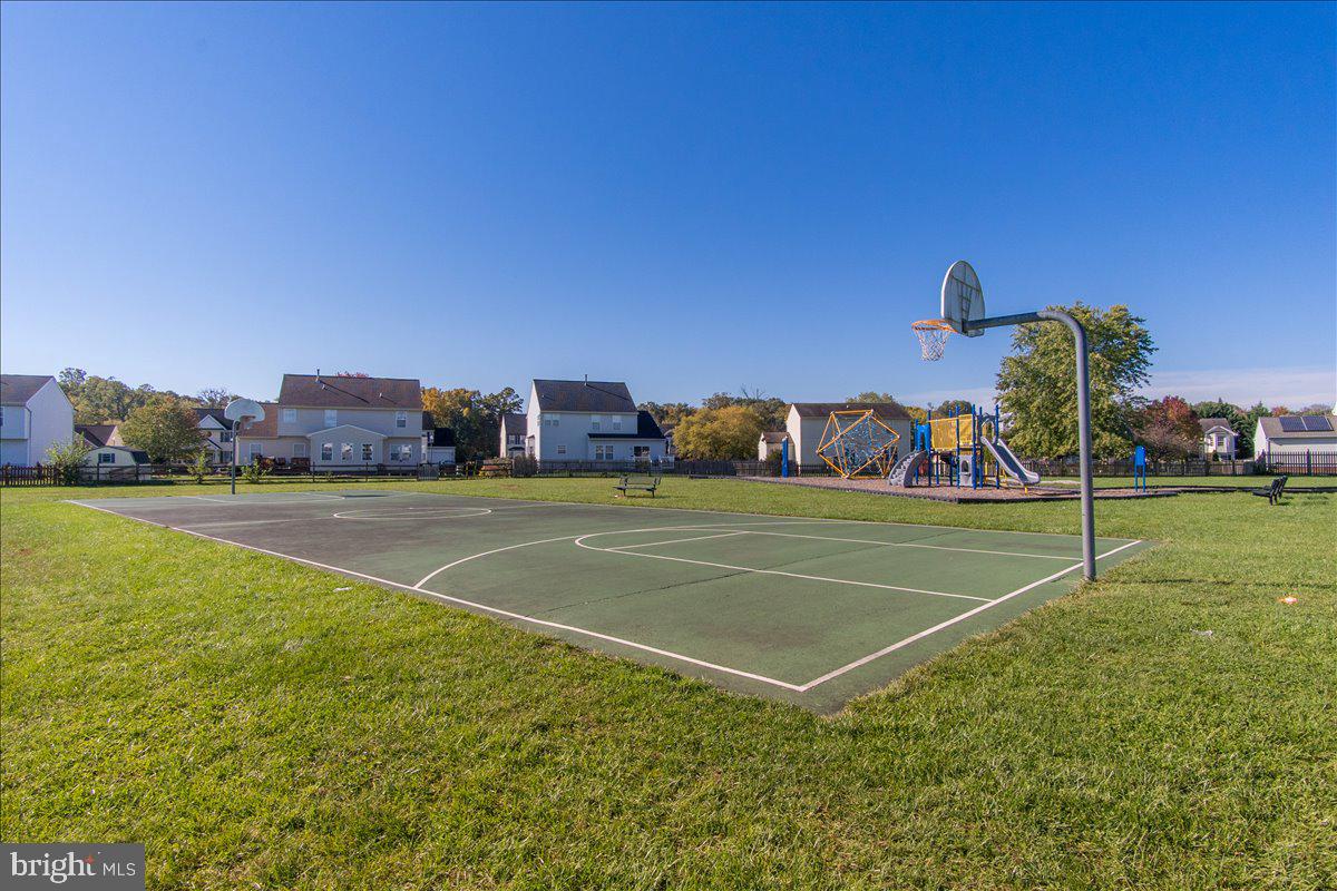 ST JAMES VILLAGE NORTH - Residential