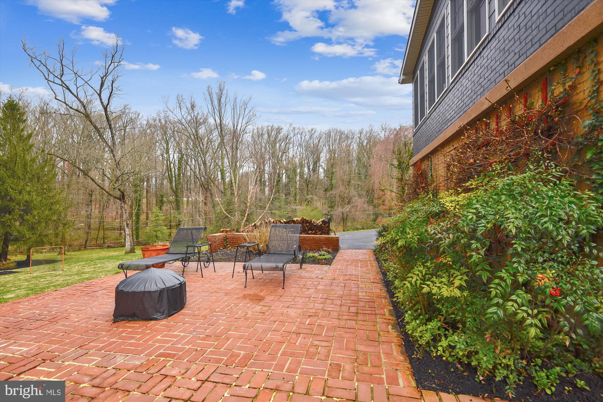 RUXTON - Residential