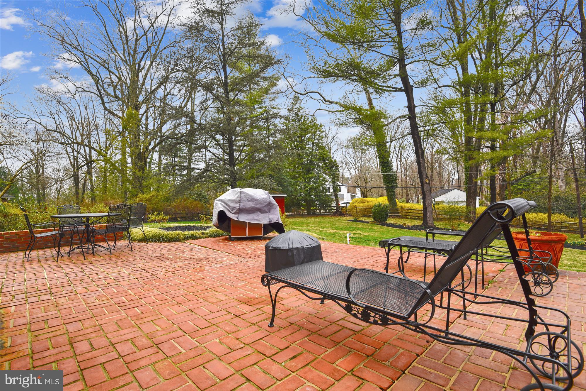 RUXTON - Residential