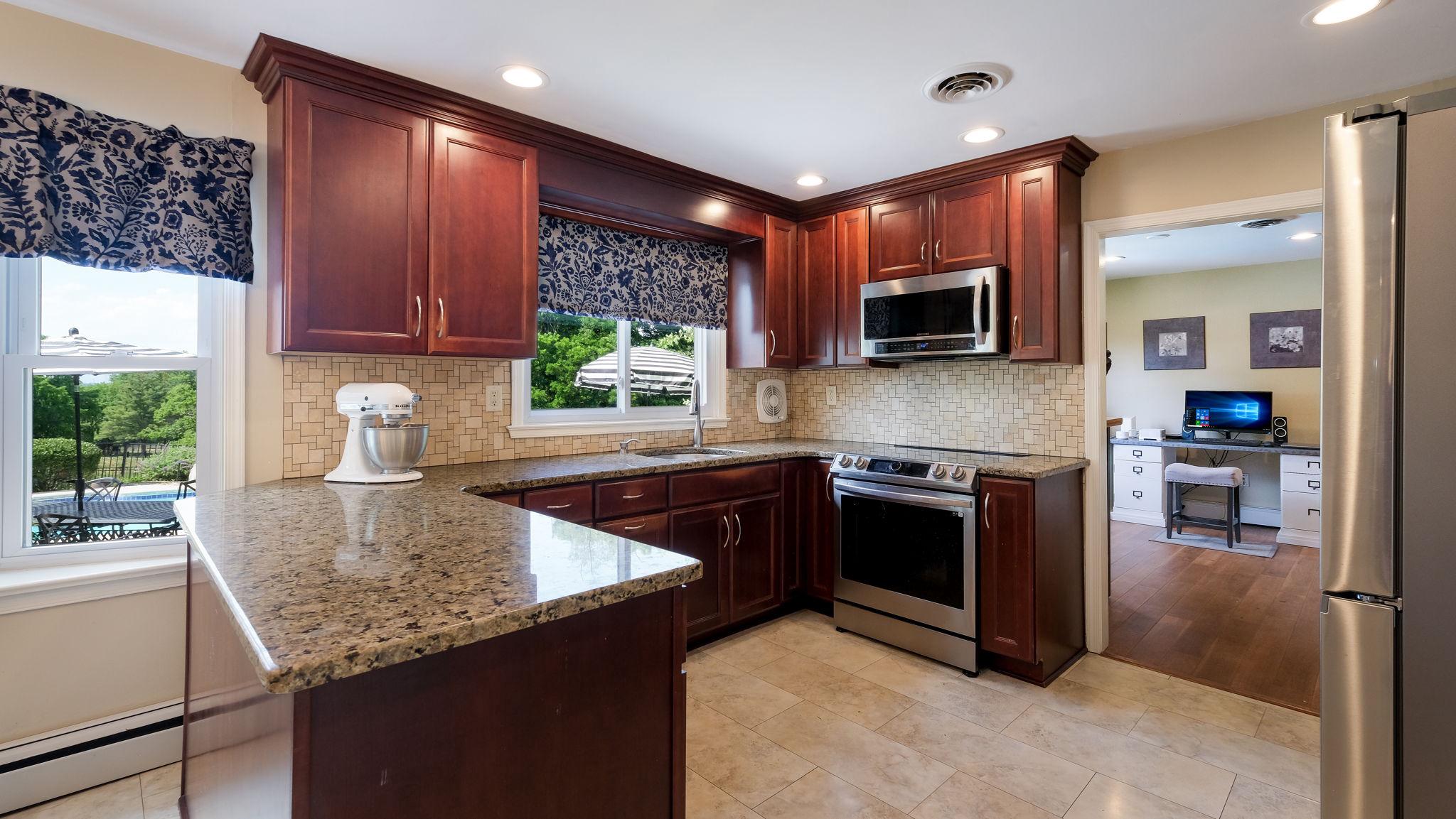 COLLEGE PARK - Residential
