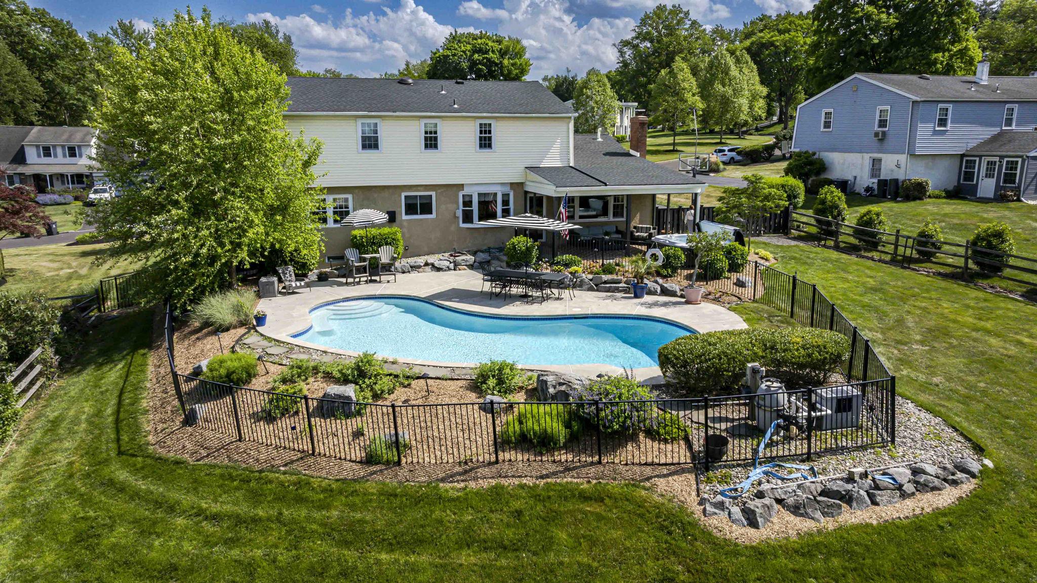 COLLEGE PARK - Residential