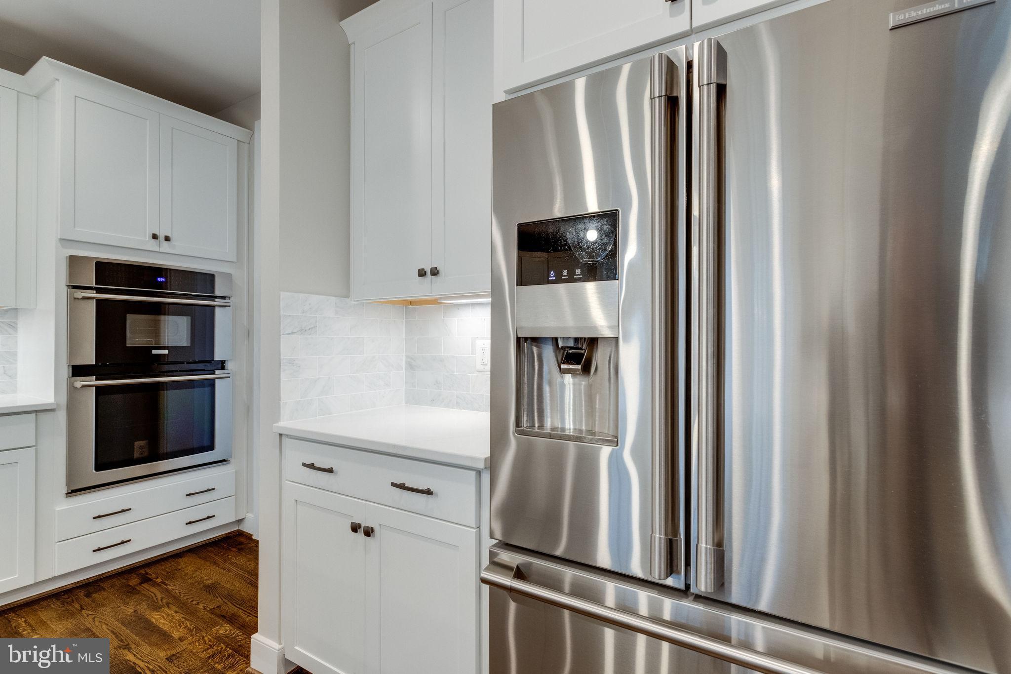 OAK VALLEY ESTATES - Residential