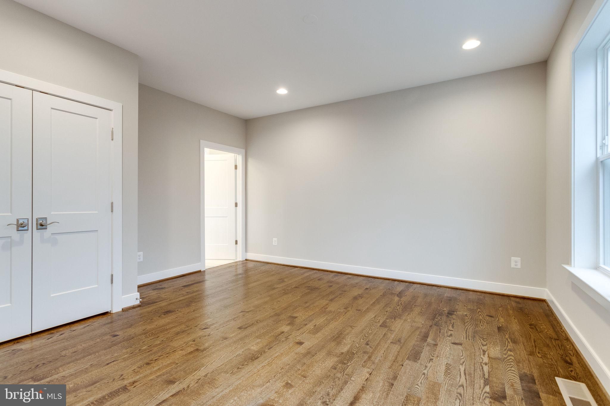 OAK VALLEY ESTATES - Residential